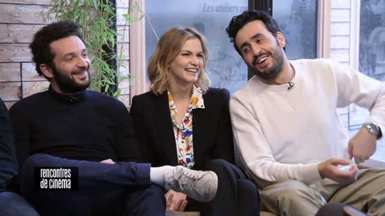 William Lebghil, Margot Bancilhon, Jonathan Cohen et Victor Saint Macary pour le film Ami ami - Interview cinéma