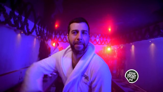 Игорь Николаев, Иван Ургант, Александр Гудков & Feduk – Розово-малиновое вино