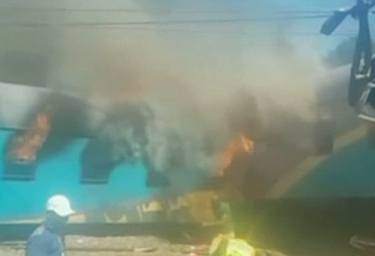 14 personas murieron y 100 resultaron heridas en un accidente de trenes en Sudáfrica