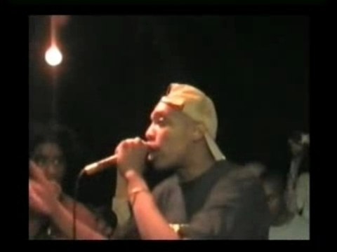 DEGAINE TON STYLE AUX ULIS 91940