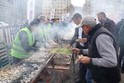 Hamsi Tezgahları Doldurmadı Ama Damakları Şenlendirdi