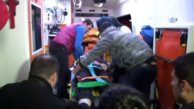 Otomobili ile Takla Atan Alkollü Kadın Sürücü Feryat Etti