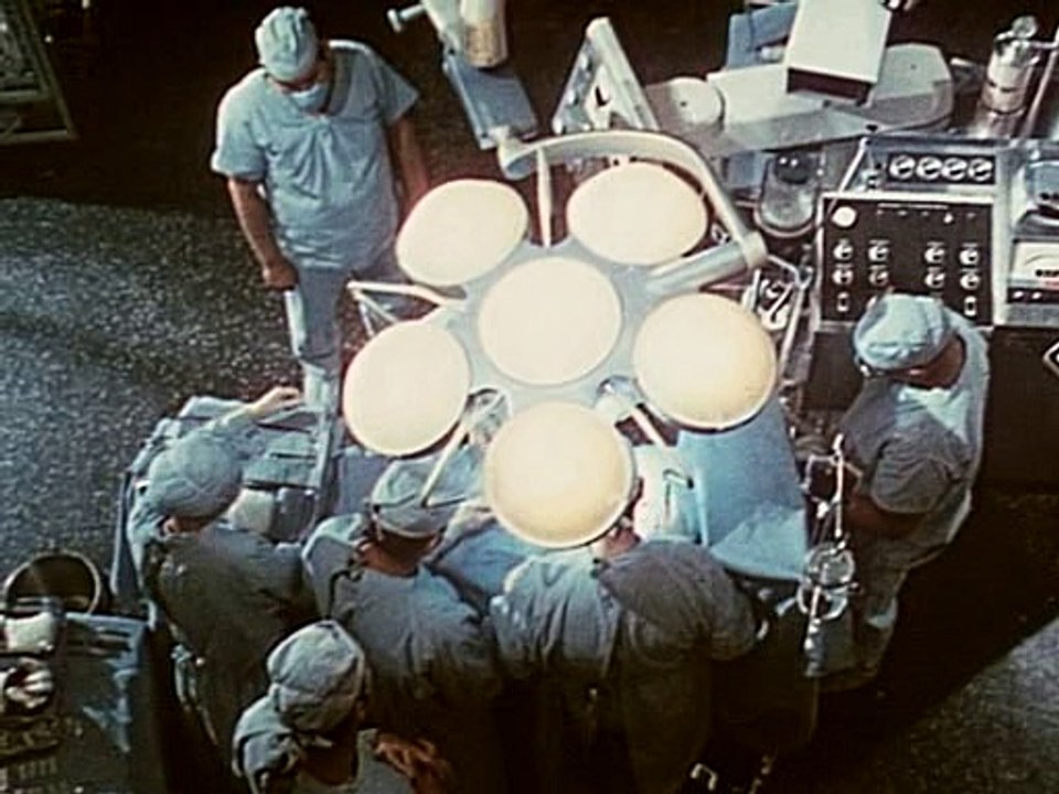 Steve Austin  S01E15