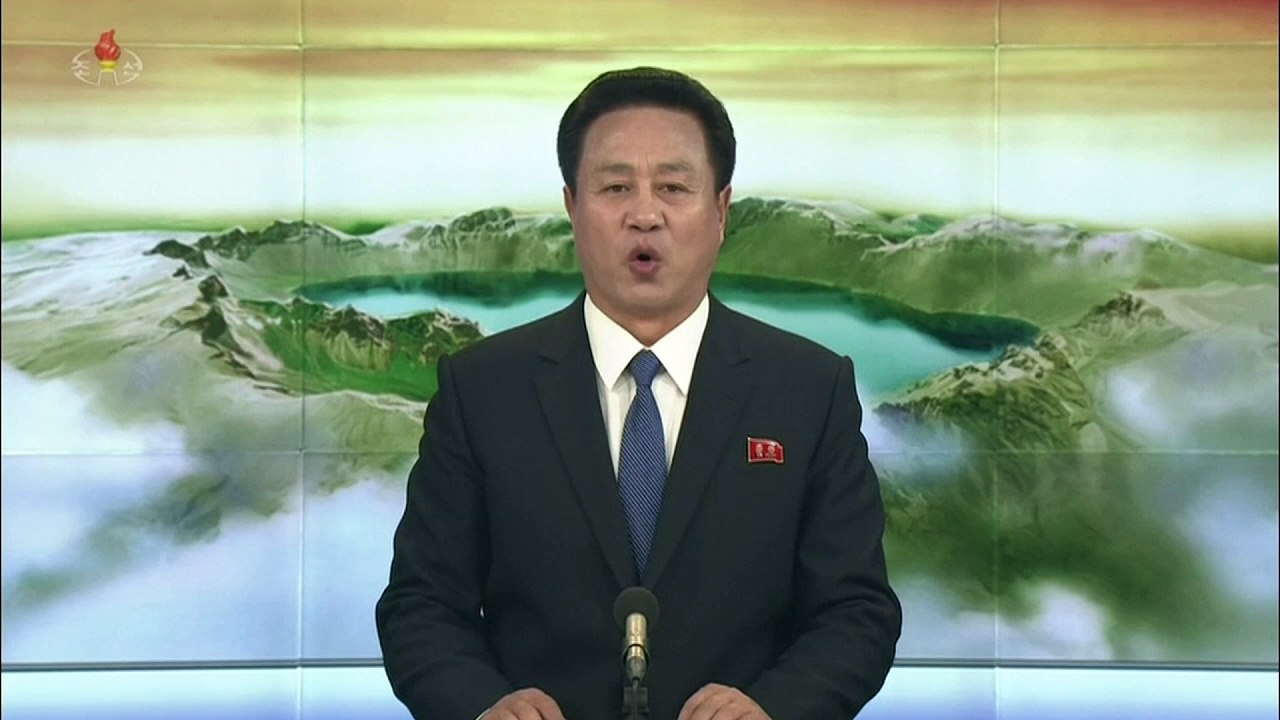 Kim Jong-un makes New Year nuclear threat