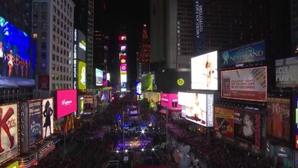 美 타임스퀘어 새해 맞이... '파쇄'와 '대테러' / YTN