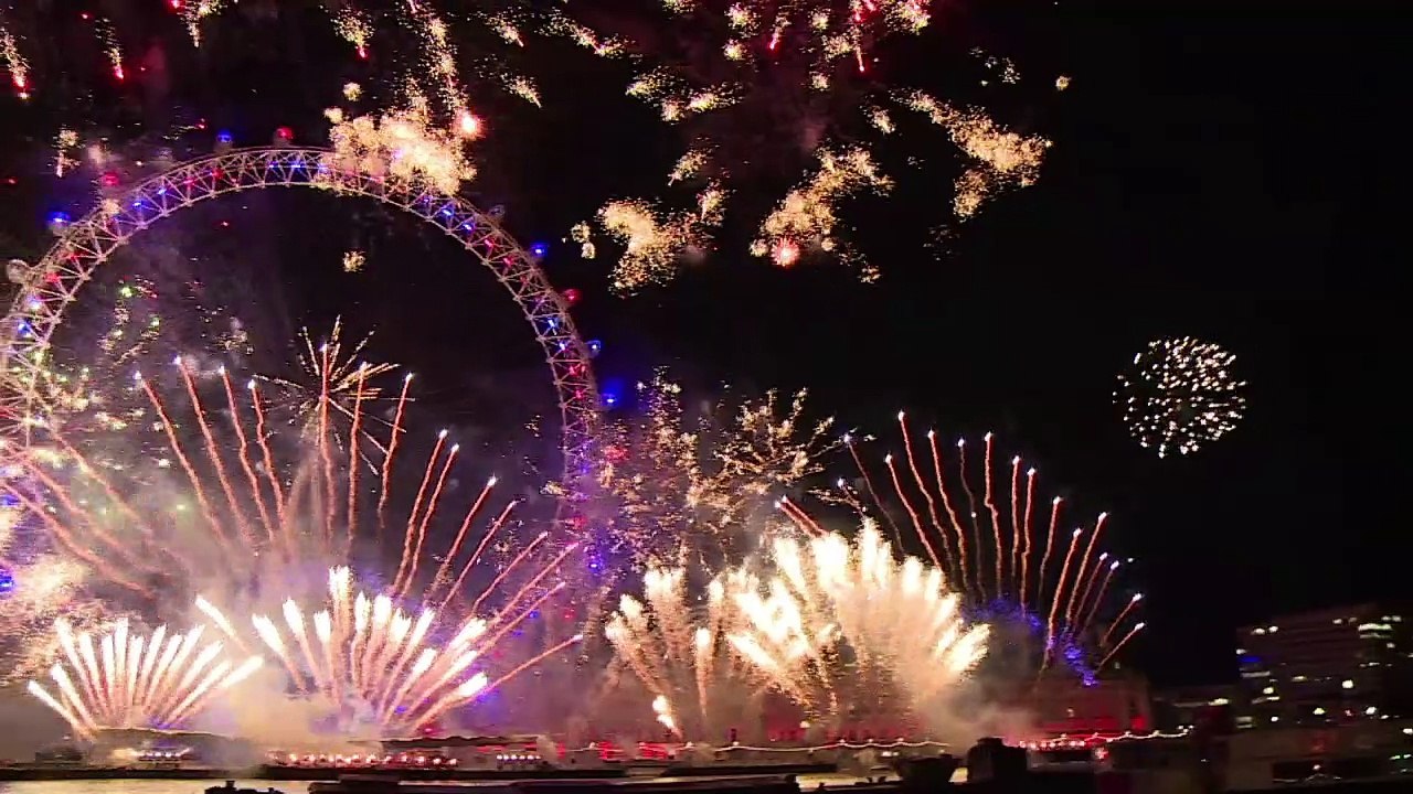Cities across the world welcome 2018