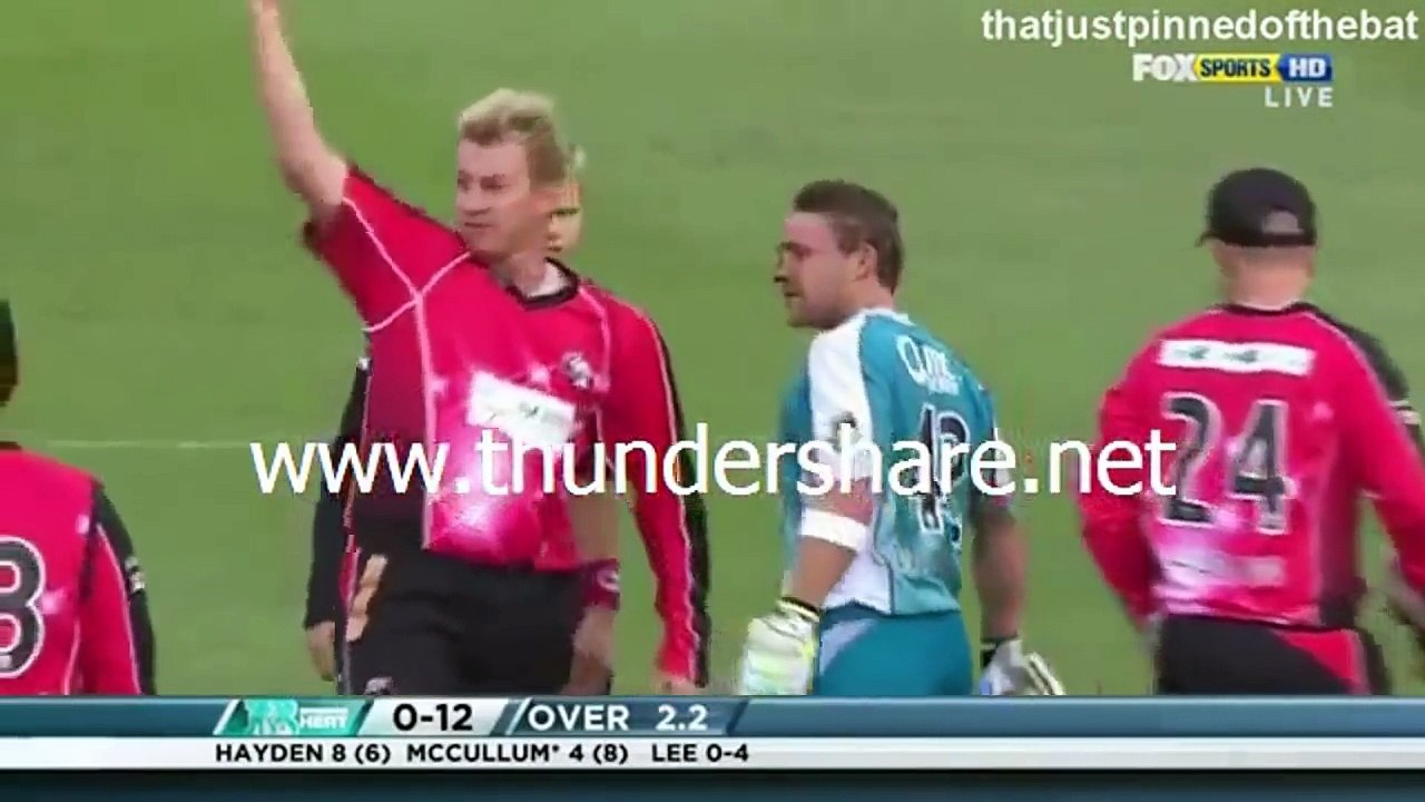 TOP 10 BRUTAL CRICKET INJURIES 2017...