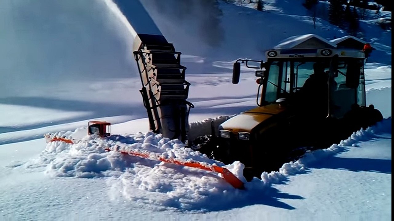 Awesome Machines Deep Snow Removal Snow Blowing Sweeping Snow Turf Cutting Snow