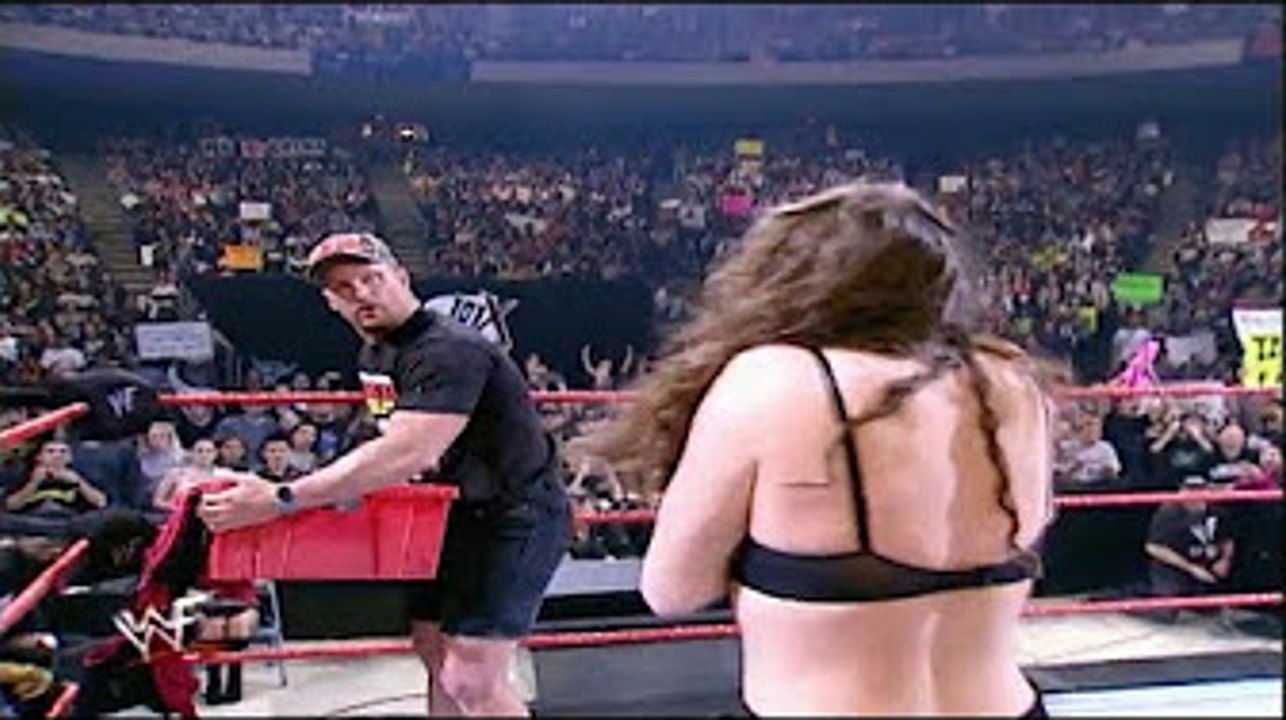 Stone Cold Calls Out Stephanie McMahon