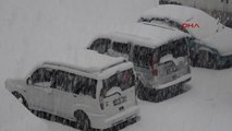 Erzurum'a Yeni Yılda Lapa Lapa Kar Yağdı