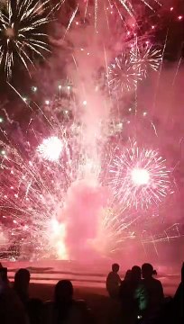 BONNE ANNEE 2018 - NOUVEL AN 2018 FAIL (feux d'artifices)