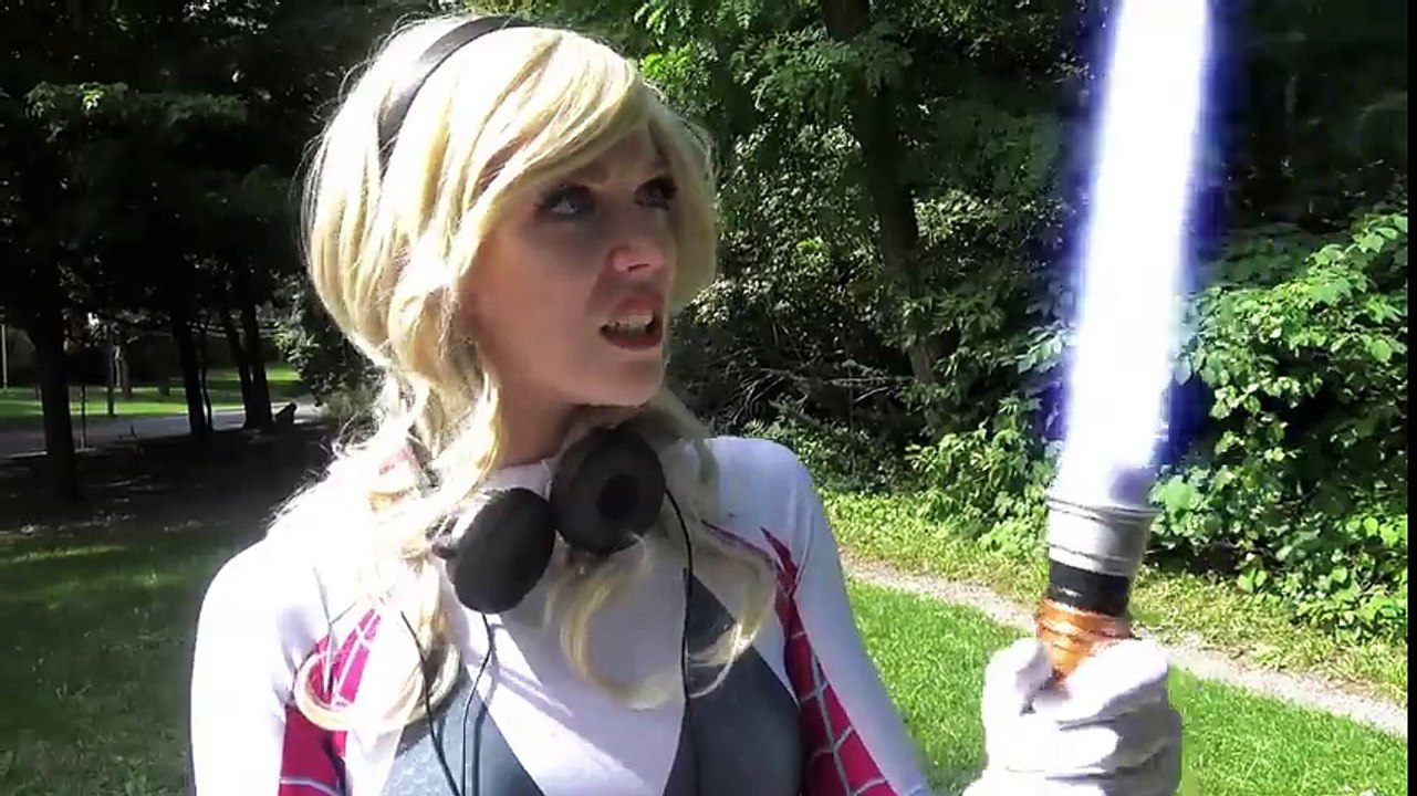 Spider-Gwen VS Kylo Ren - Superhero Spider-Verse Lightsaber Battle! TheSeanWardShow | Superheroes | Spiderman | Superman | Frozen Elsa | Joker