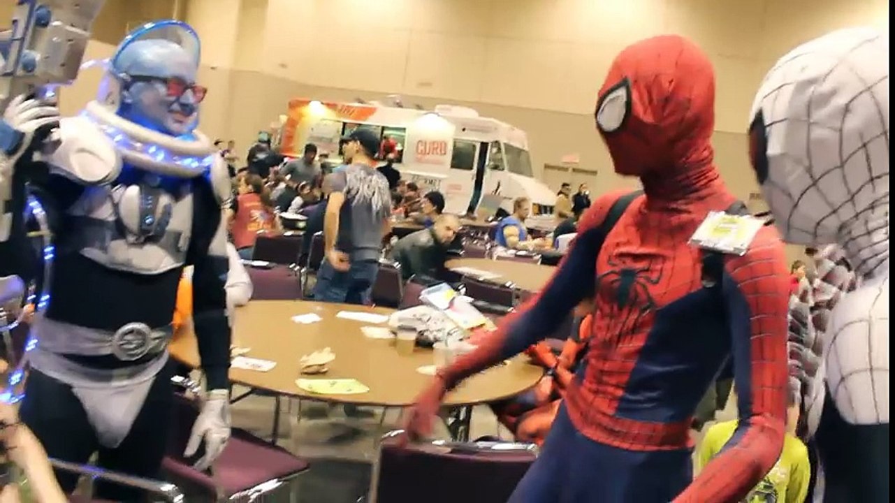 Spider-Man - Spider-Verse Comic Con Invasion! - YouTube | Superheroes | Spiderman | Superman | Frozen Elsa | Joker