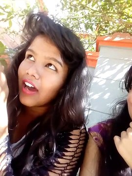 Girls talk about boys