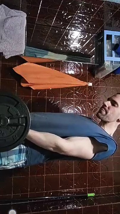Instagram,live,video,training,biceps