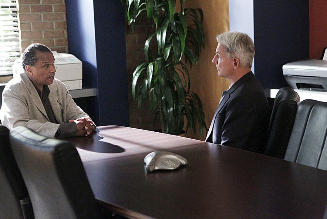 NCIS 15x12 Season 15 Episode 12 "Dark Secrets" Official CBS