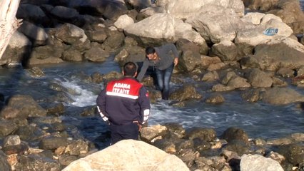 Öz çekim yapmak isterken boğuluyordu