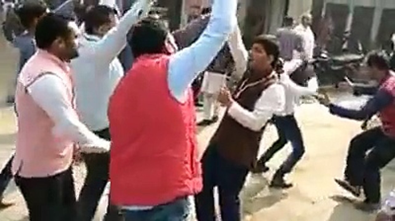 Jhumte hue shardalu