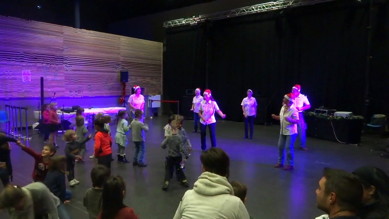 Cowgirl' up, extrait de la démo de Noël. Danse : Eliminator