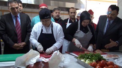 Ustalık Belgesi alabilmek için hünerlerini sergilediler