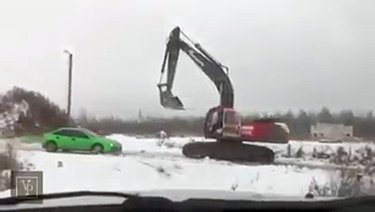 Lege dich niemals mit einem Baggerfahrer an!