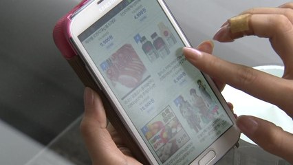 온라인쇼핑 월 매출 첫 7조 돌파...모바일 비중 급증 / YTN