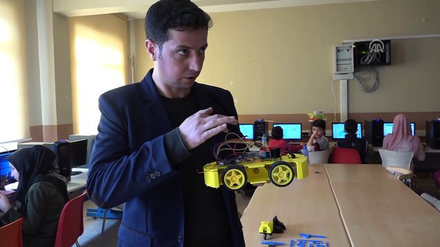 3 D yazıcı kullanarak araba yaptılar - SİVAS