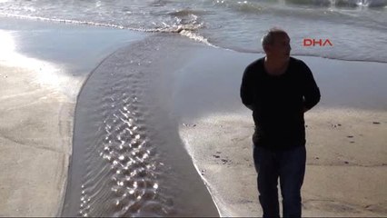 Antalya-Plaja Akan Fuel-oil Kirliliğe Neden Oldu