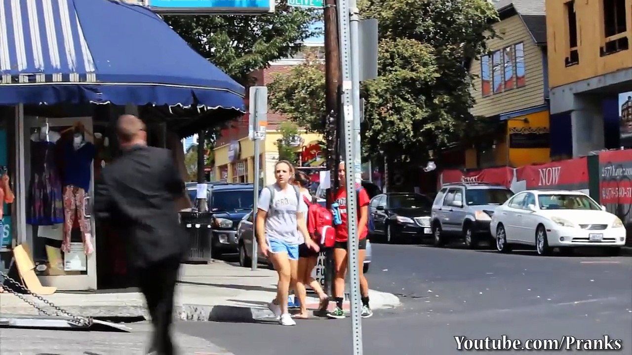 MIB Alien Prank In Real LIfe 2018