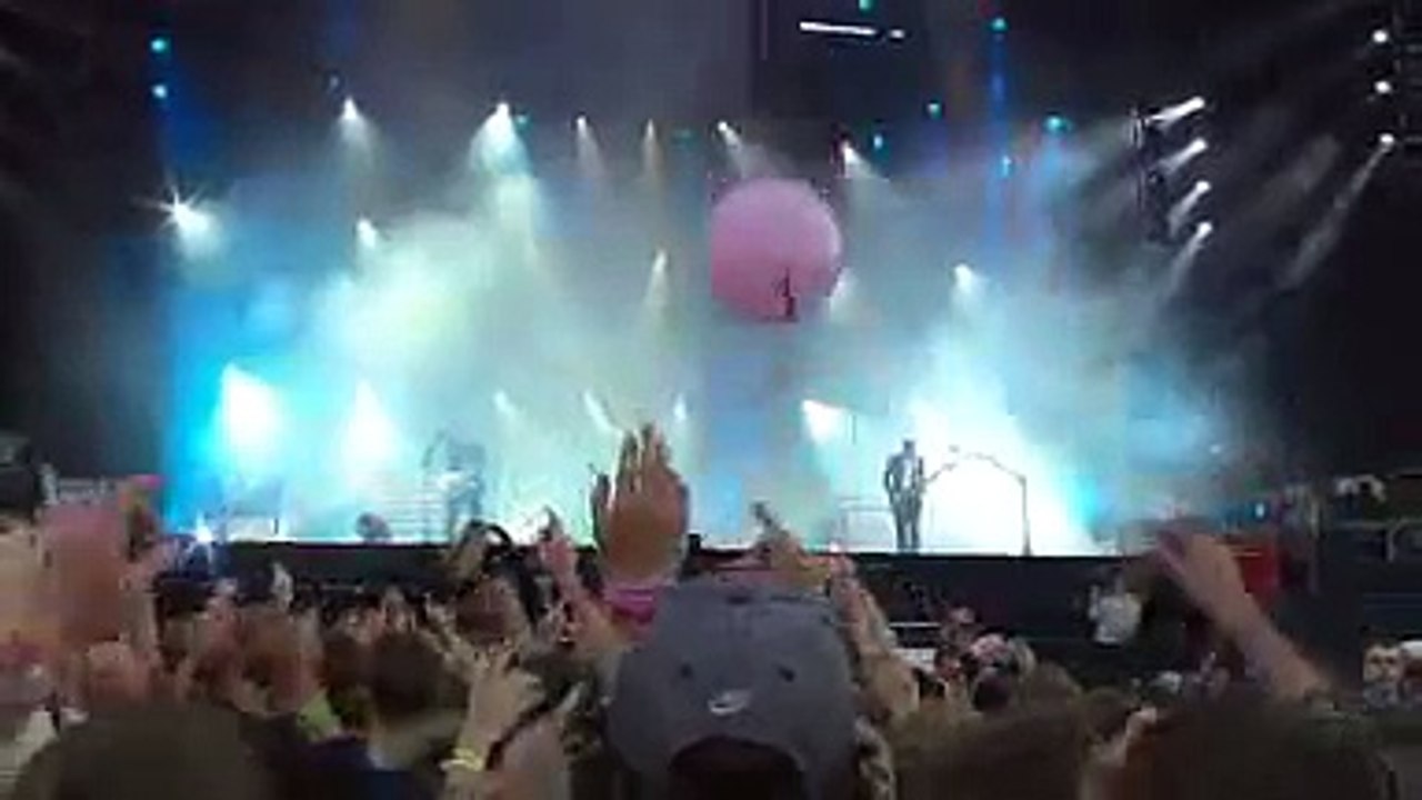 Muse - Hysteria, Rock Werchter Festival, Werchter, Belgium  7/3/2004