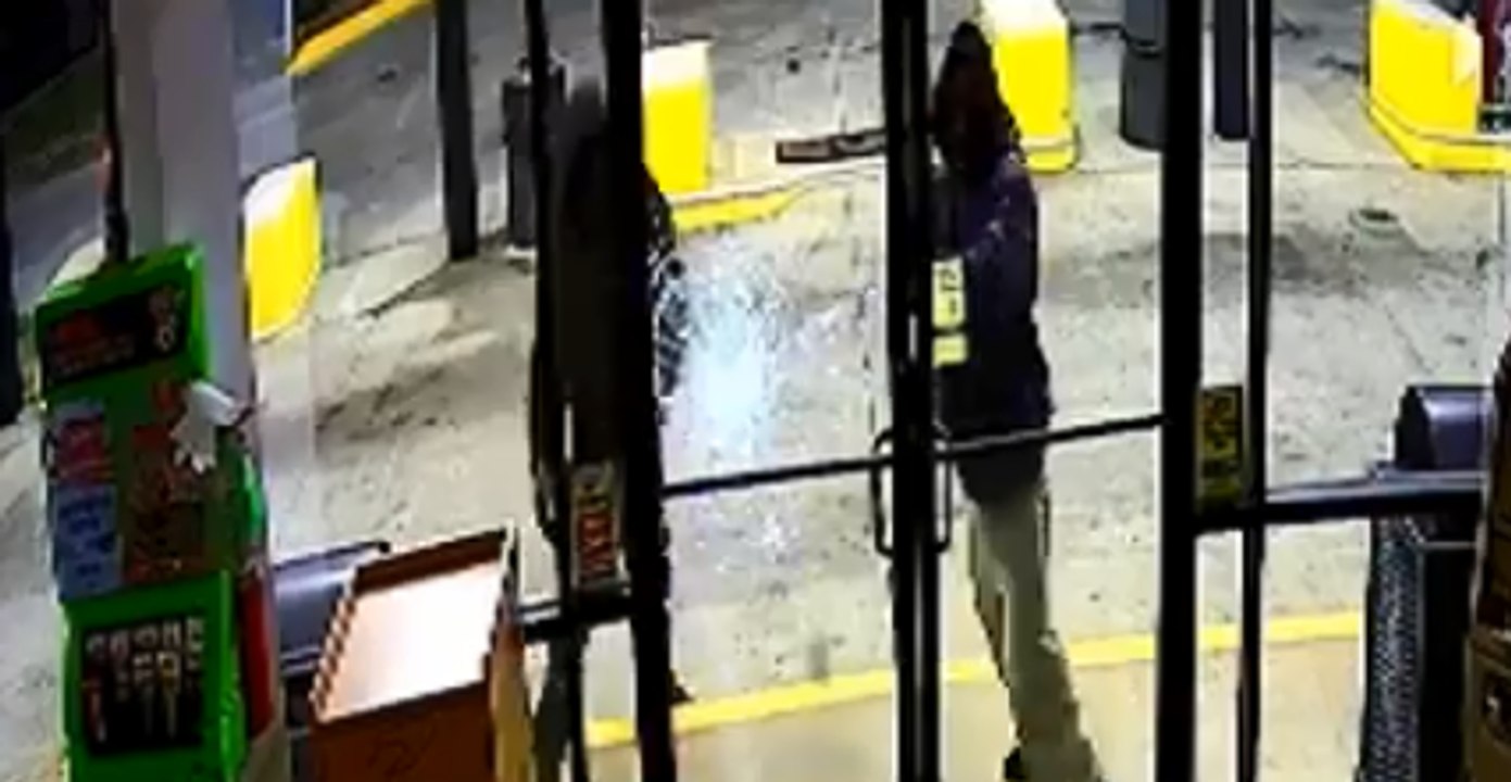 Bungling Burglars Try and Fail to Break Into Oklahoma City Business