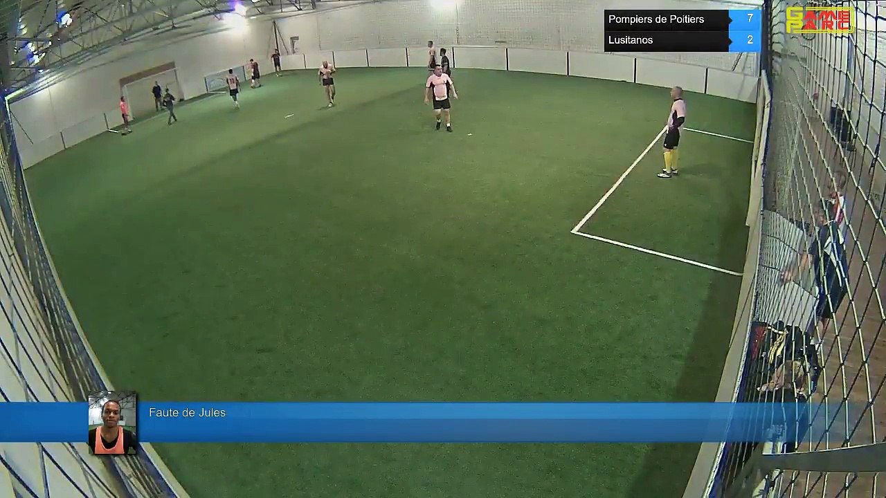Faute de Jules - Pompiers de Poitiers Vs Lusitanos - 02/01/18 20:00 - LIGUE 2 - Poitiers Game Parc