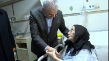 Başbakan Binali Yıldırım, Sabriye Nineyi Hastanede Ziyaret Etti
