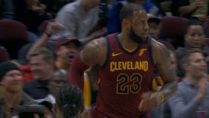 Play of the Day: LeBron James