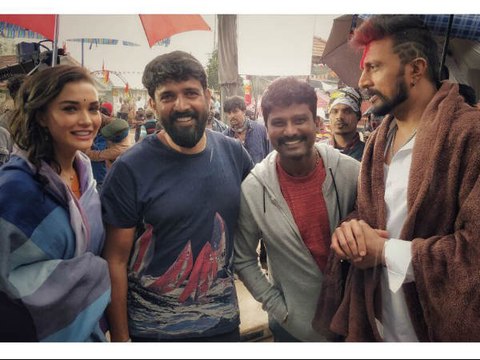 ದಿ ವಿಲನ್ ಸಿನಿಮಾಗೆ ಕನ್ನಡದ ಹಿರಿಯ ನಟ ದೇವರಾಜ್ ಎಂಟ್ರಿ | Filmibeat Kannada