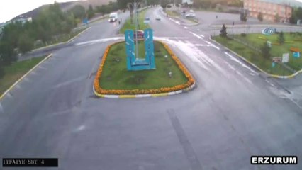 Erzurum'da 'Buzlanma' Kazaları Mobese'de