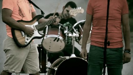 Zaman - Senin Yüzünden (Official Video)