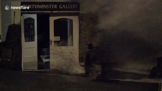Un musée noyé sous les vagues de la tempête Eleanor en Angleterre !