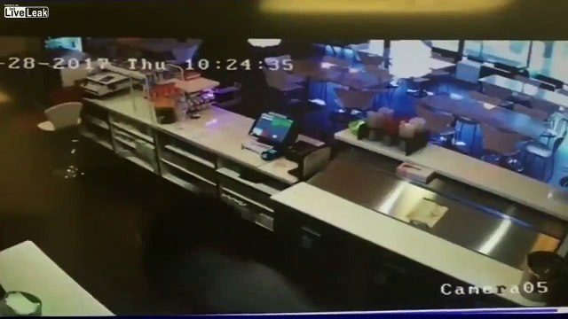 Il braque un café et se fait chasser à coups d'arme à feu au Texas !