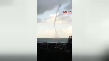 Antalya Manavgat'ta Denizde Hortum Oluştu