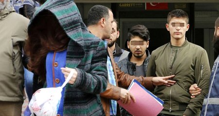 Telefonla Rahatsız Edilen Genç Kadın, İki Arkadaşına Eski Sevgilisini Öldürttü