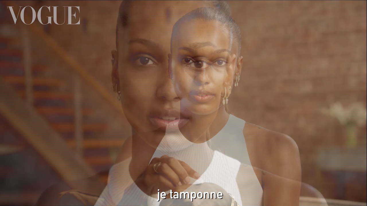 Tuto make-up : 5 étapes pour calquer le teint glowy de l’Ange Victoria’s Secret Jasmine Tookes