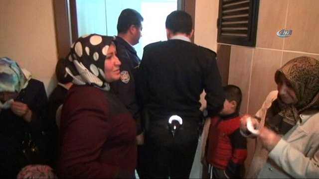 Komşularının haber alamadığı yaşlı kadın evinde ölü bulundu