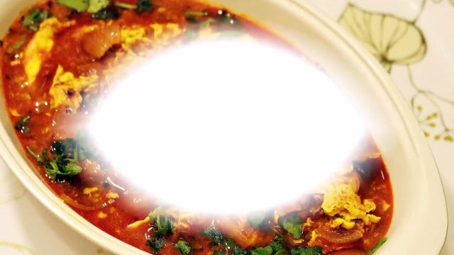 Udaitha Muttai Kulambu Recipe | Poached Egg Curry Recipe | Samayal Manthiram