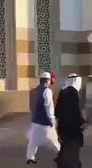 Choron K Tabbar Ka Yeh Sardar- See What A Person Saying About Nawaz Sharif