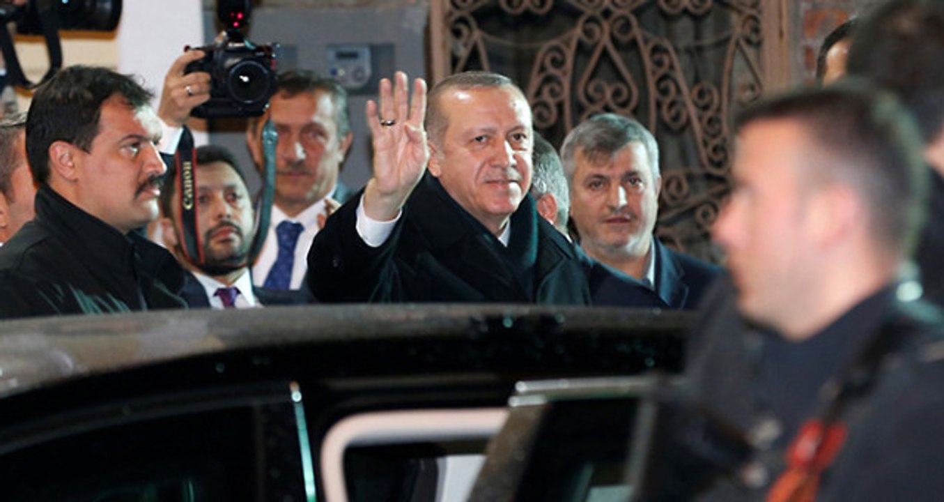 4 Günde 3'üncü Vatandaş Buluşması! Erdoğan, Bu Kez Sarıyer'e Sürpriz Bir Ziyaret Gerçekleştirdi