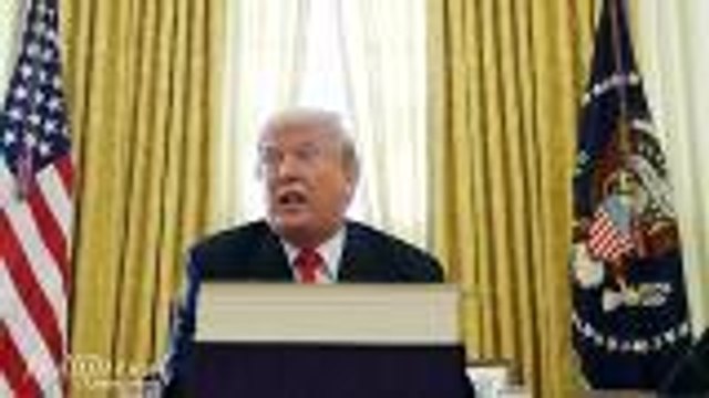 Trump Tweets About Nuclear Button, Celebs Call on Twitter to Take Action | THR News