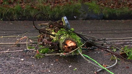 유럽 태풍 피해 속출...프랑스 수십만 가구 정전 / YTN