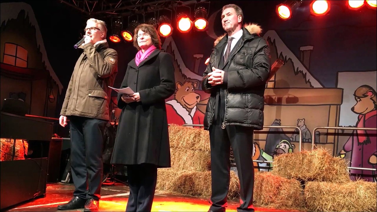 Trailer/ Zukunft baut Pinneberg - Eröffnung Pinneberger Weihnachtsdorf November 2015