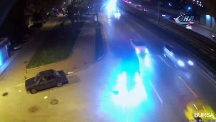 Bursa'daki trafik kazaları MOBESE'de